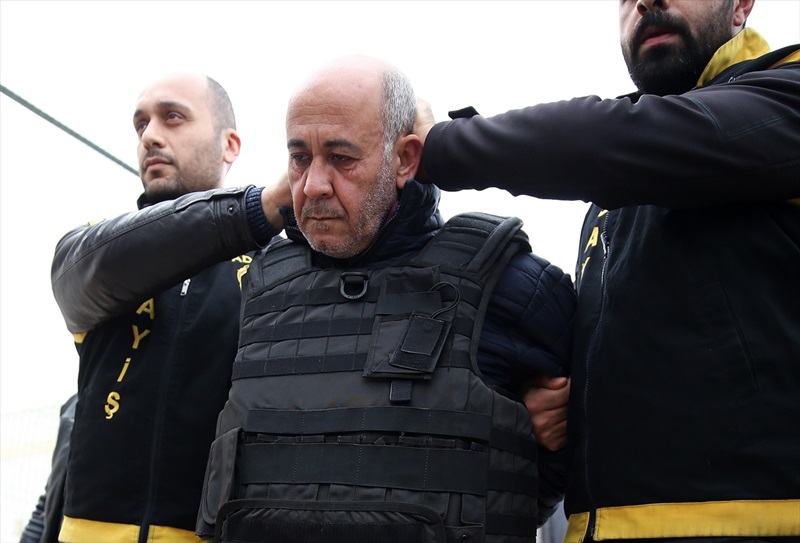 Adana'da belediye binasındaki silahlı saldırı