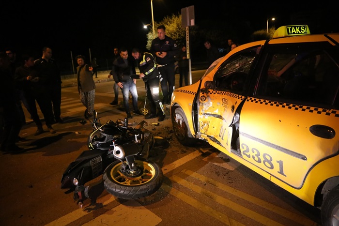 Adana’da trafik kazası: 2 yaralı