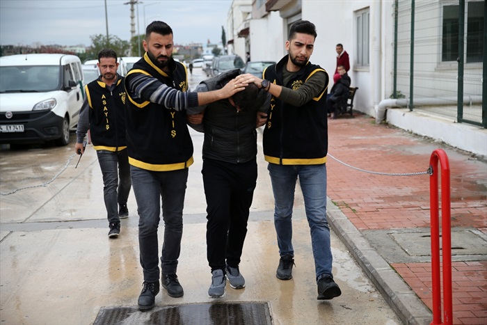 Adana'da kuyumcudan hırsızlık
