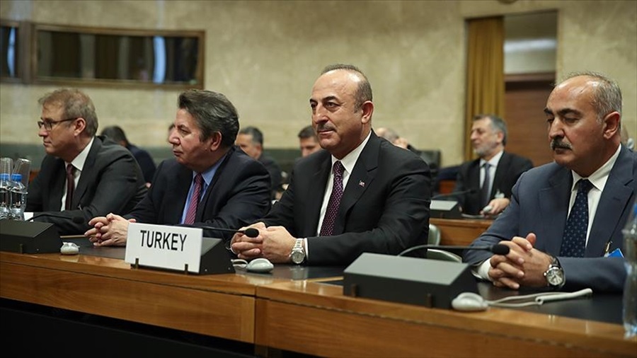 Çavuşoğlu: İdlib'de insani kriz daha da kötüleşirse bundan en çok Türkiye etkilenir