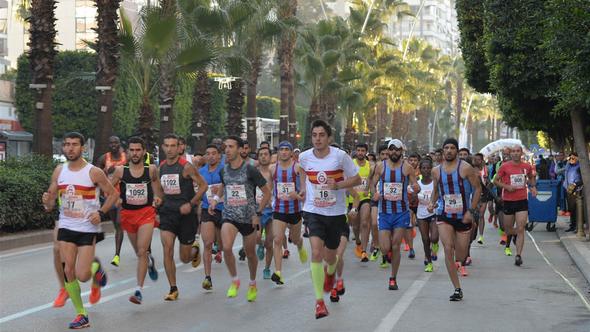 Uluslararası 5 Ocak Adana Kurtuluş Yarı Maratonu