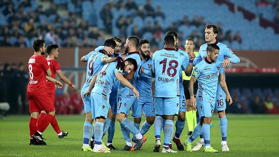 Trabzonspor kupada son 16 turuna yükseldi