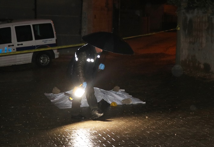 Adana'da silahlı kavga: 1 ölü, 1 yaralı