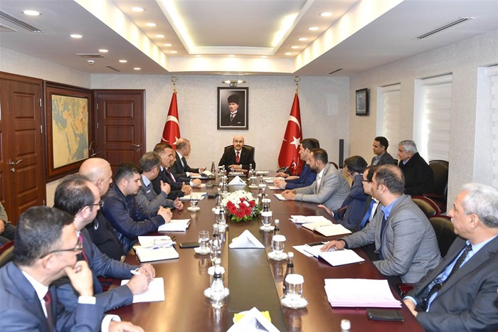 Metruk Binaların Durumunu Değerlendirildi