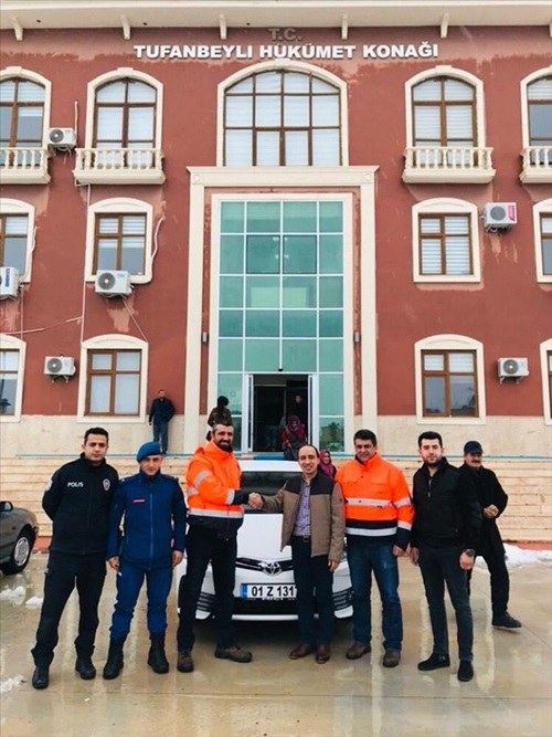 Tufanbeyli İlçe Emniyet Amirliğine otomobil bağışı
