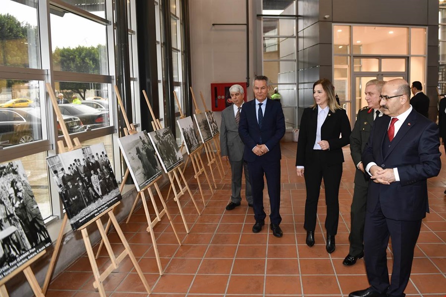 Vali Demirtaş’tan Fotoğraf Sergisine Ziyaret