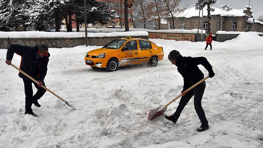 Doğu Anadolu'da 1176 köy ve mahalle yolu ulaşıma kapalı