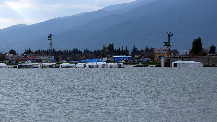 Amik Ovası'nda tarlalar sular altında