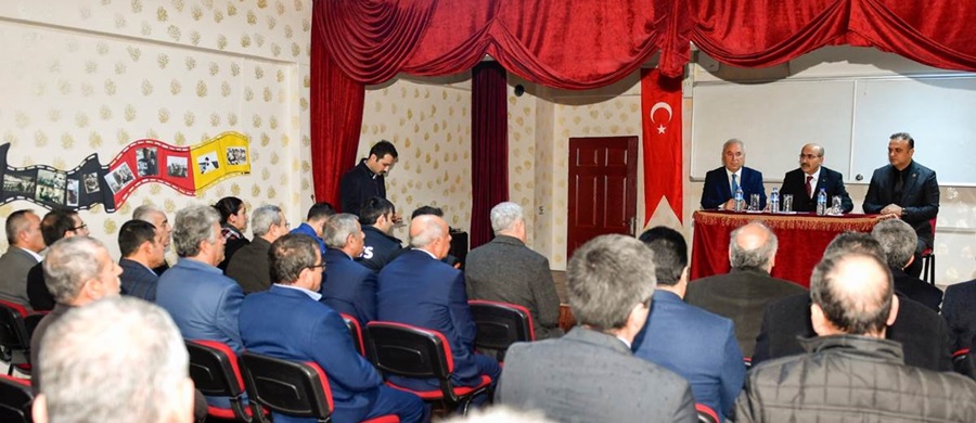 Vali Demirtaş Karataşlı Muhtarlar İle Bir Araya Geldi