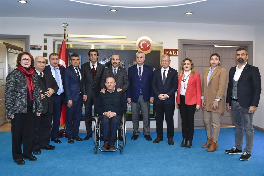 Adana Kent Konseyi Genel Sekreteri Aslan, Vali Demirtaş'ı Ziyaret Etti