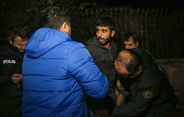 Polisin üzerine araç süren sürücü kovalamaca sonucu yakalandı