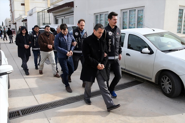 Adana merkezli 9 ildeki FETÖ/PDY operasyonu