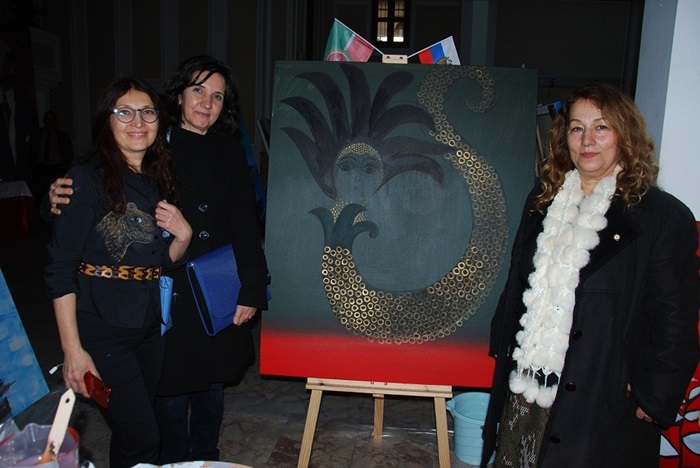 Tatar Ressam Sargin Adana kebabına bayıldı