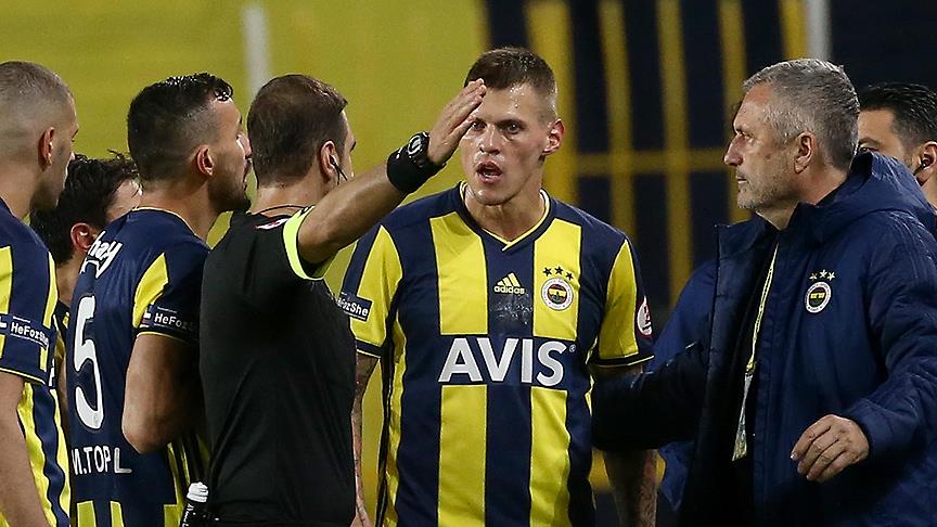 PFDK'den Skrtel'e 3 maç men