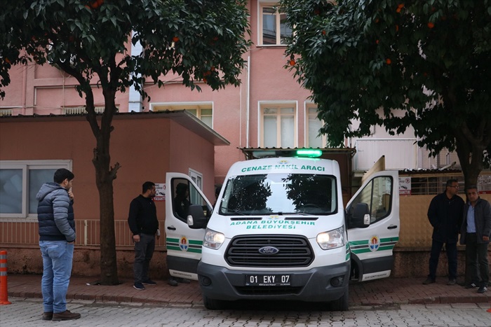 Adana'da 4 aylık bebek yatağında öldü