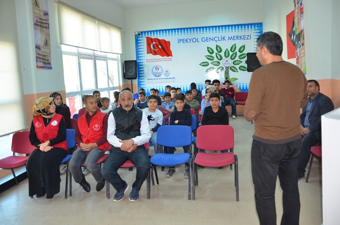 Şanlıurfa İpekyol Gençlik Merkezinden Gençlere Değerler Eğitimi