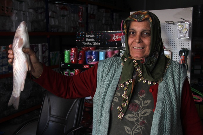 "Sazanla dolandırıcılık" kamerada