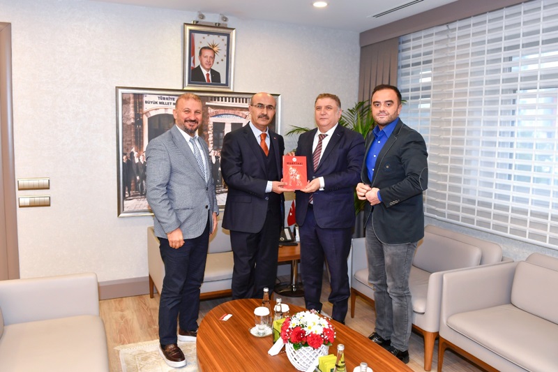 Türkiye Muay Thai Federasyon Başkanı Durna Ve Üyeleri Vali Demirtaş’ı Ziyaret Etti