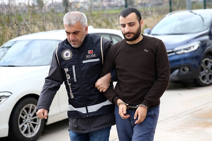 FETÖ hükümlüsü eski komiser, kovalamacayla yakalandı