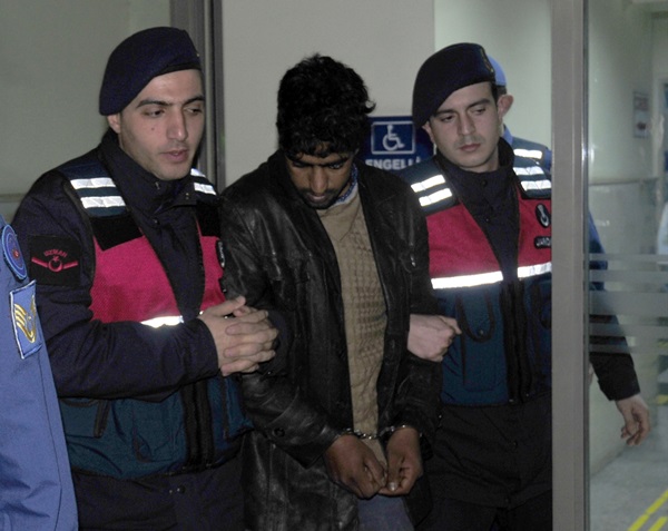 Cinayet zanlısı, Suriye'de jandarma ve ÖSO iş birliğiyle yakalanmış