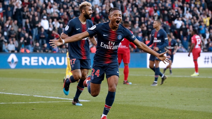 PSG, 3 dakikada yarı final biletini aldı