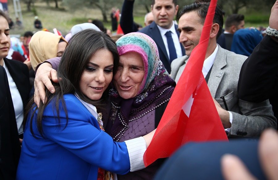 Sarıeroğlu: "1 Nisan sabahı Türkiye istikrara uyanacak"