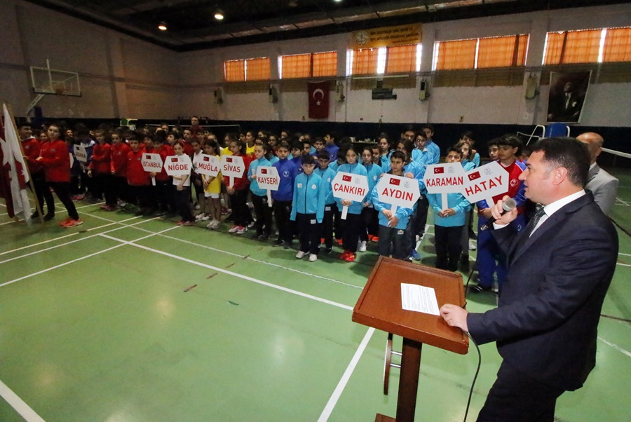 Badminton Anadolu Yıldızlar Ligi Yarı Final Müsabakaları Adana'da Tamamlandı