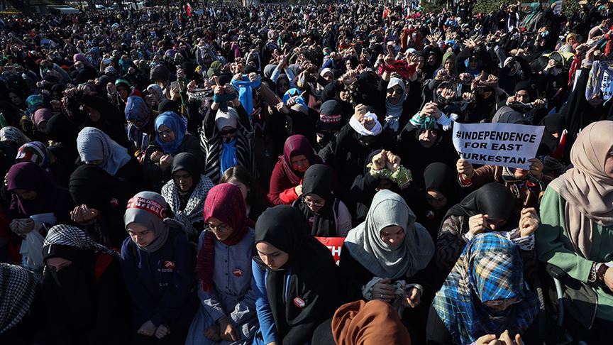 'Suriyeli kız kardeşlerimizi serbest bırakın'