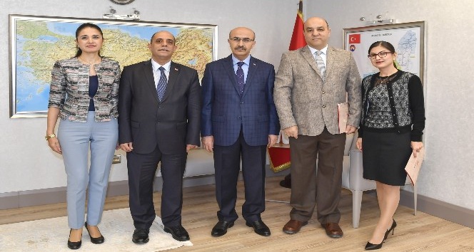 Yılın doktorlarından Vali Demirtaş'a ziyaret