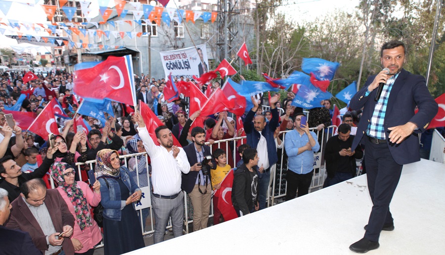 Kocaispir, belediyeye "Vatandaş her zaman haklıdır" yazdıracak