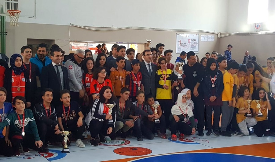 Okullar Arası Yıldızlar ve Gençler Floor Curling İl Birinciliği sona erdi