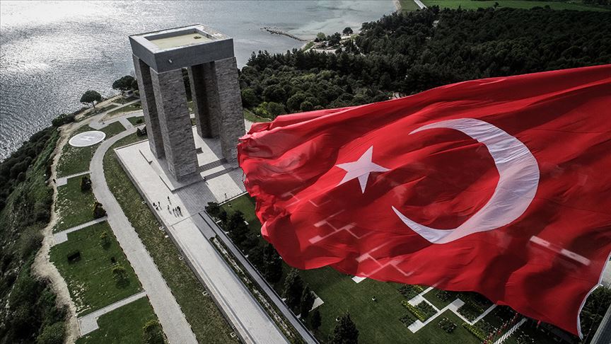 Çanakkale Şehitler Abidesi'nde tören düzenlendi