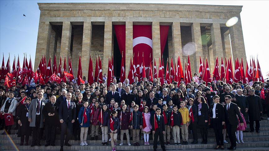 23 Nisan tüm yurtta coşkuyla kutlanıyor