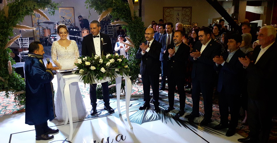 Vali Demirtaş, Derya ve Ergün Gündoğan’ın Nikah Törenine Katıldı