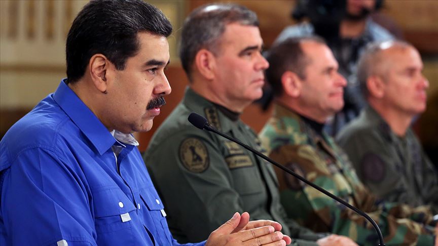 Maduro: Bu darbe girişimi cezasız kalmayacak