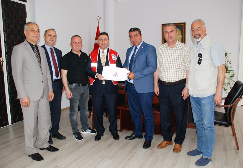 Türk Kızılayı Seyhan Şubesi’nden Kaymakam Yılmaz’a Ziyaret