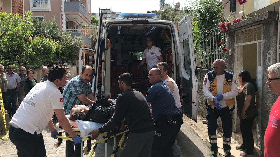 Boşandığı eşini vurduktan sonra başına ateş eden adam kurtarılamadı