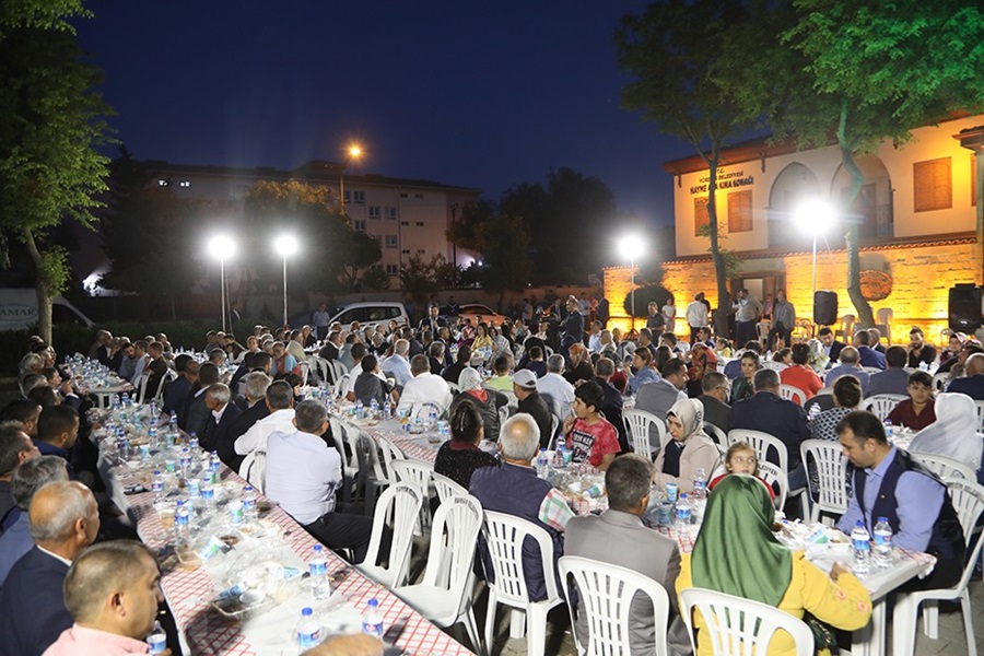Kocaispir: ''Yüreğir'de yeni bir başarı hikayesi yazacağız''  