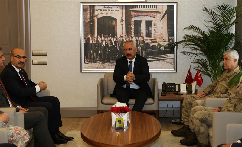 Bakan Yardımcısı Ersoy ve Orgeneral Çetin, Adana'da