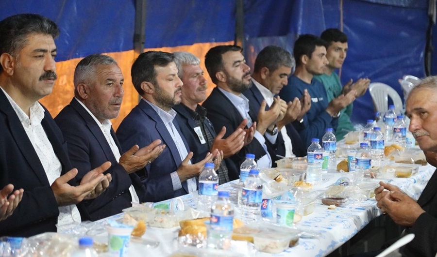 Başkan Kocaispir, şehit ailesiyle iftar açtı  