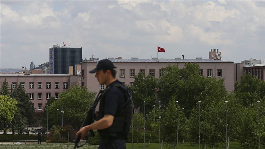 Mecliste rehin alma olayı: İki kişi gözaltında