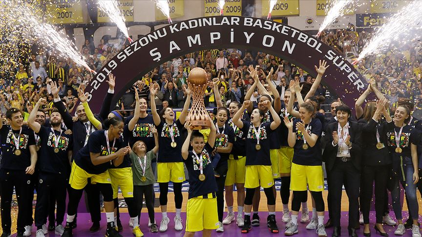 Potada şampiyon Fenerbahçe