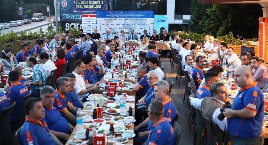 AFAD bölgesel iftar yemeği Adana’da düzenlendi  