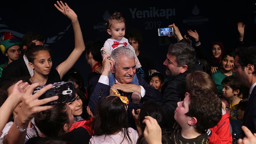 Binali Yıldırım Balıklıgöl'ü ziyaret etti