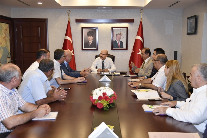 Vali Demirtaş'tan Durak Mahallesi Sakinlerine "Tapu Müjdesi"