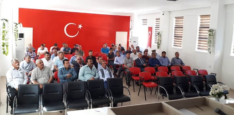 Karaisalı’da muhtarlara eğitim  