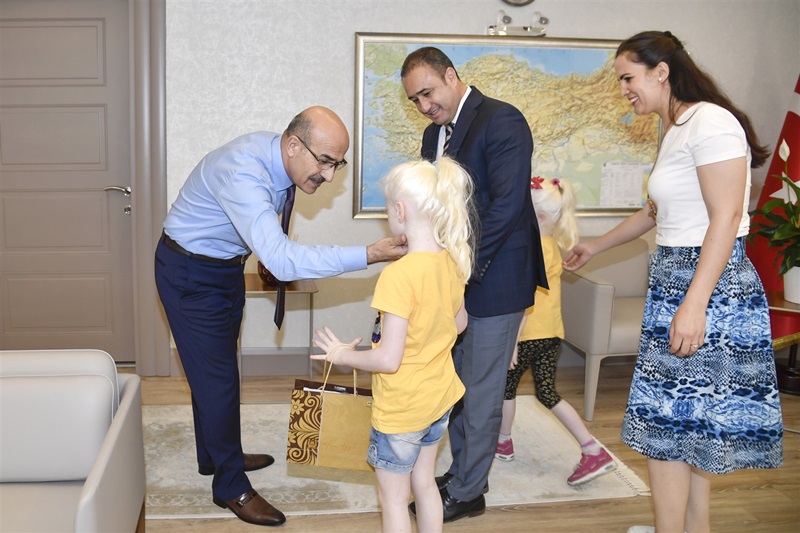 Aile Ve Sosyal Politikalar Gençlik Ve Spor Kulübü Genel Başkanından Vali Demirtaş’a Ziyaret