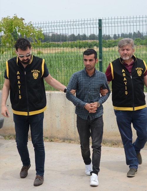 Boşandığı karısına kızıp evlendiği eşinin aracını kundakladı