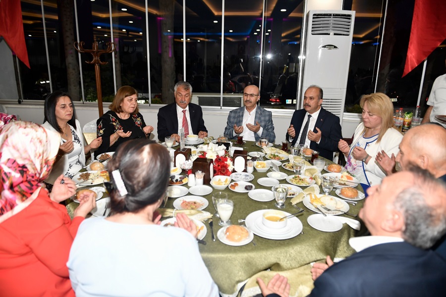 Adana İl Emniyet Müdürlüğü'nden "Şehit Aileleri İle İftar"
