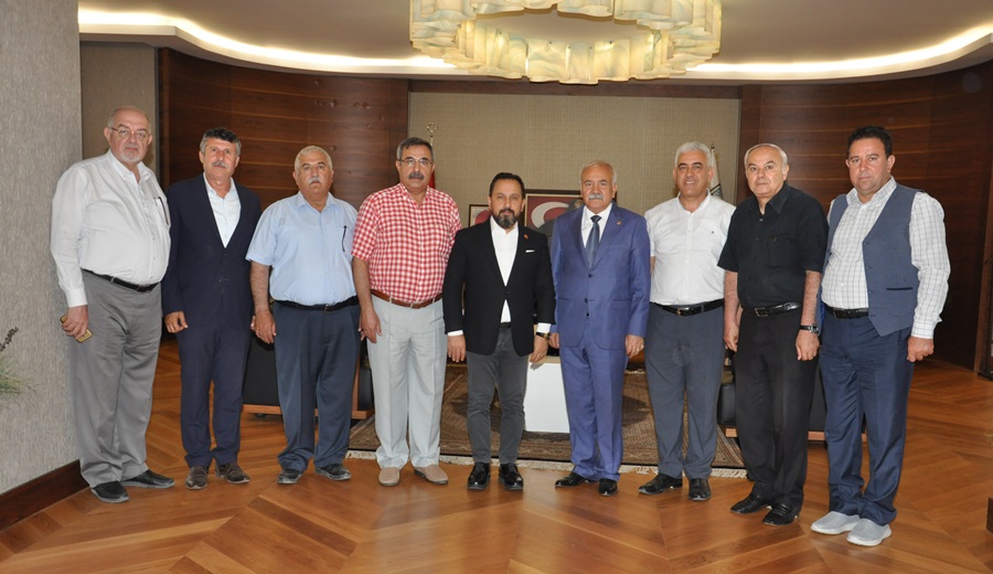 Başkan Sözütek: "Esnaf zor günler geçiriyor"